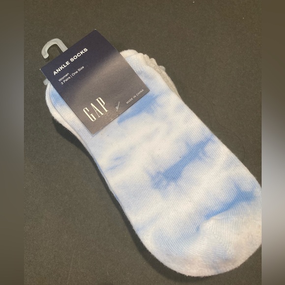 Gap ankle socks - NWT - Picture 3 of 5